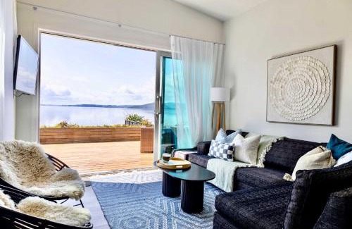 Ngongotaha House | Jandals & Joy Lakefront Retreat