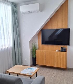 Liptovsky Mikulas Apartment | Jane's Resort Studio by Tatralandia & Lake