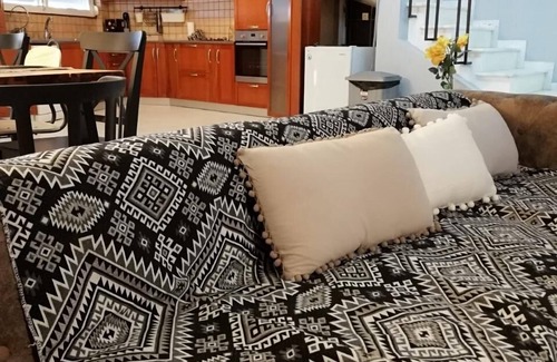 Agia Triada Apartment | Jani's Beach House, 30meter from the beach , 9 km from the airport