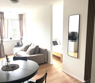 Bruhl Apartment | japandi für 2 I nahe Mannheim, Schwetzingen