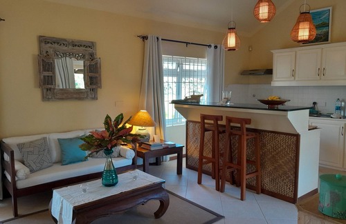 Pointe D'esny Apartment | JARDIN DE CORAIL - FREGATE - Beachfront Studio with Sea view
