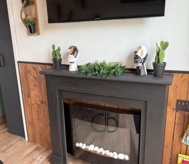Groffliers House | Jardin Secret