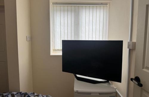 Bolton House | Jared Integrated Apartment