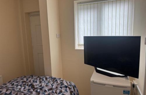 Bolton House | Jared Integrated Apartment