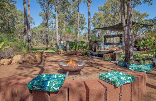 Bedfordale House | Jarrah Valley Escape by Tiny Away