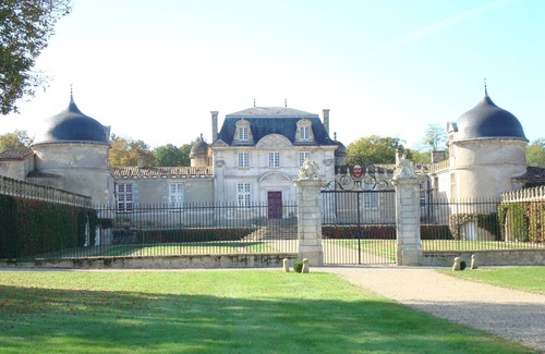 Barie House | Jasmin Stone country house