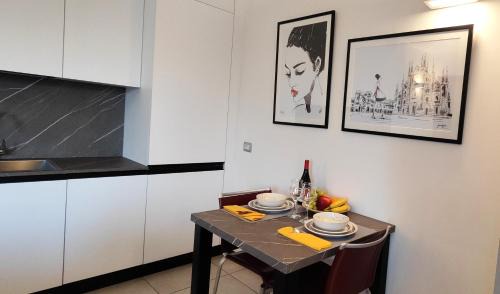 Busto Arsizio Apartment | JASMINE MALPENSA EXPRESS and train to Milano