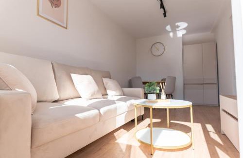 Czestochowa Apartment | Jasna Przystań