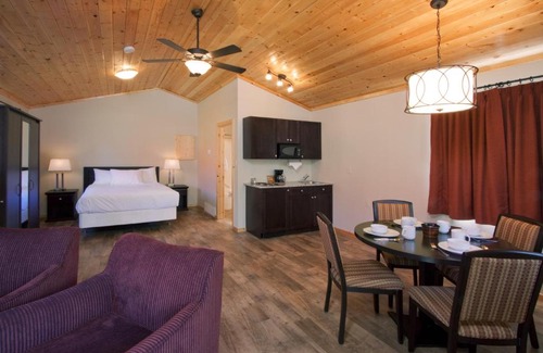 Jasper East Cabin | Jasper East Cabins