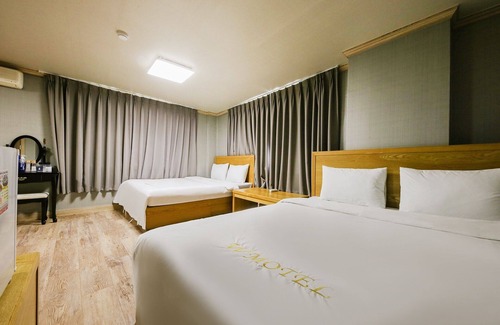 Jecheon Hotel | Jecheon W