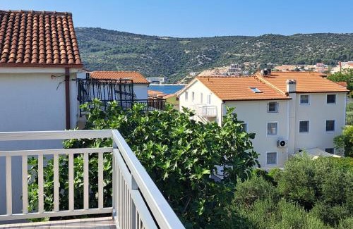 Marina Apartment | Jelaska Apartment