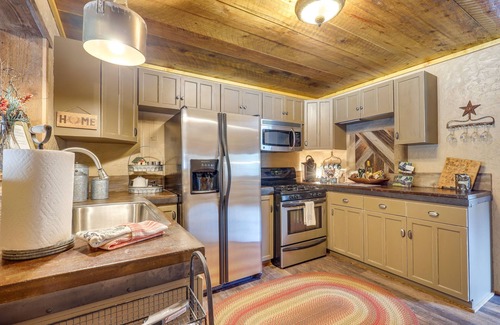 Jemez Springs Cabin | Jemez Springs Cabin w/Stunning Mtn Views!