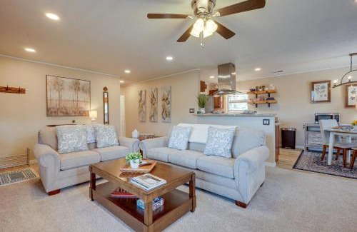 Jemez Springs House | Jemez Springs Cabin with Deck and Mountain Views!