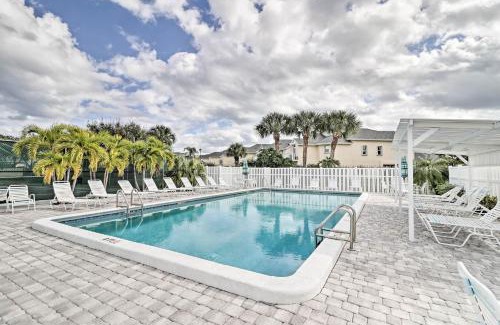 Jensen Beach House | Jensen Beach Home with Pool Access Less Than 1 Mi to Beach!