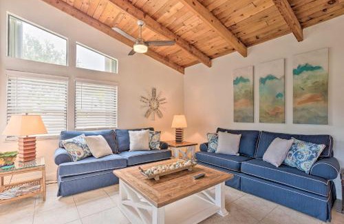 Jensen Beach House | Jensen Beach Home with Pool Access Less Than 1 Mi to Beach!