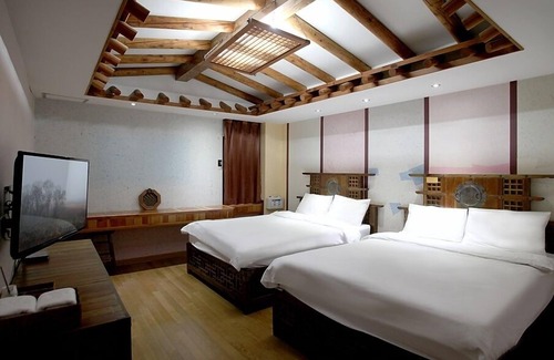 Jeonju Hotel | Jeonju Hanok Taejogung Hotel