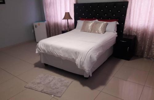 Walvis Bay Bed & Breakfast | Jessma Bed and Breakfast
