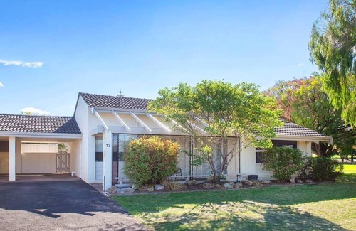 Busselton Villa | Jetty Views -100m to foreshore