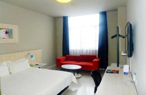 Zhengdong New Area Hotel | Jinjiang Inn Zhengzhou International Convention Center