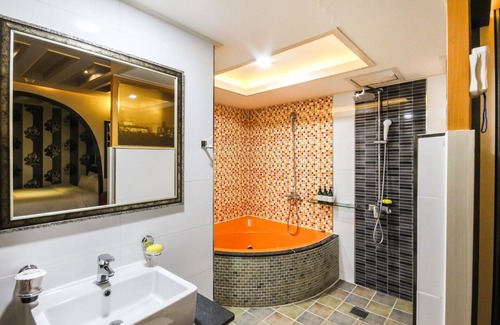 Chinju Hotel | Jinju Hotel Beach