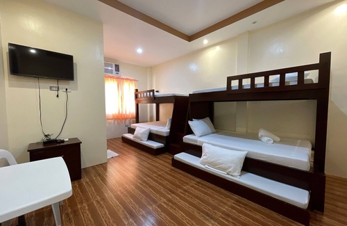 Castillejos Hotel | JJB Aquafarm Resort by Cocotel