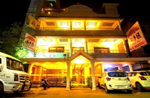 Parthasarathy Puram House | JJs PARK INN