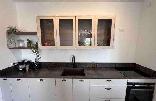 Jerusalem Apartment | JLM market suite