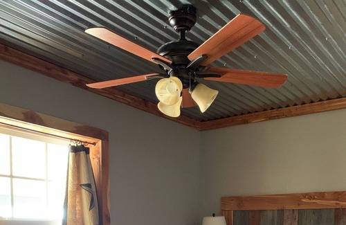 Okemah Apartment | JLO Ranch (Formerly Back to Back J Ranch Getaway)