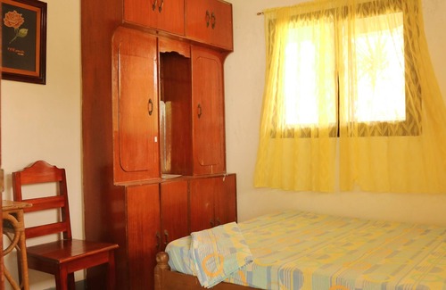 Abra de Ilog Bed & Breakfast | Joan Beach Resort