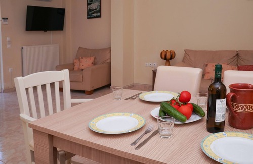Agia Apartment | Joanna apt - Home near city