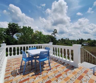 Sagbayan Bed & Breakfast | JOE'S CASTLE