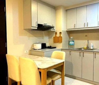 New Manila Apartment | John Kyle Suites