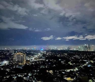New Manila Apartment | John Kyle Suites