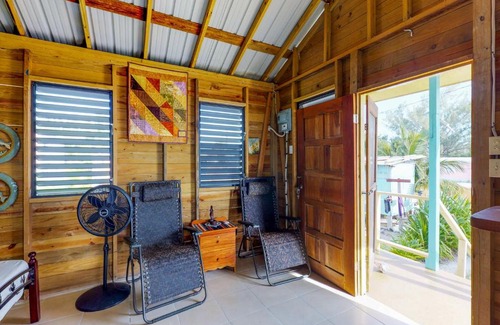 Caye Caulker House | Johnny O's Cabana