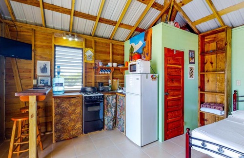 Caye Caulker House | Johnny O's Cabana