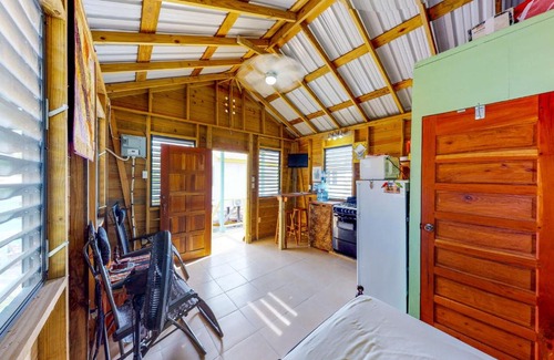 Caye Caulker House | Johnny O's Cabana