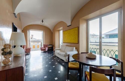Genoa Historical Centre Apartment | JOIVY Exclusive Flat for 6 near Cathedral of Genoa