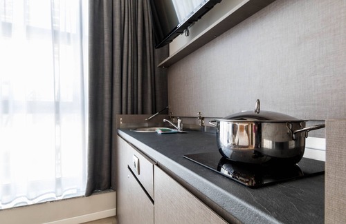 Lorenteggio Apartment | JOIVY San Cristoforo - Terrace, Gym & SPA