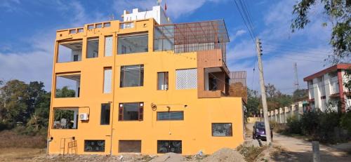 Jwalamukhi Bed & Breakfast | Jojo & Misheee Tiny Home