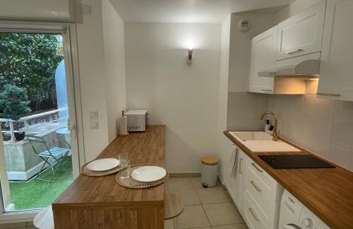 Saint-Roch Apartment | Joli studio climatisé avec terrasse au calme