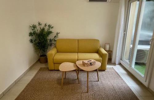 Saint-Roch Apartment | Joli studio climatisé avec terrasse au calme