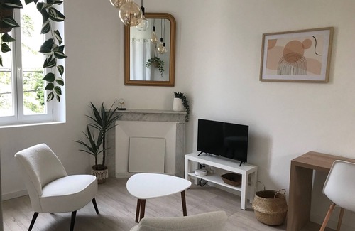 Avignon Apartment | Joli Studio de 25 m2 Climatisé à 500 m des Remparts et 800 de la Gare Centrale