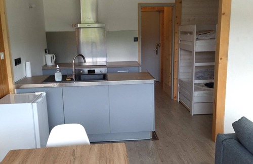 Jura Apartment | Joli Studio Pour 4 Personnes Dans Résidence Avec Piscine et Tennis