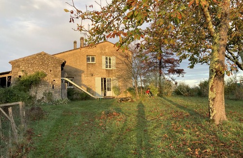 Saint-Laurent-du-Bois House | Jolie Maison de Famille à la Campagne