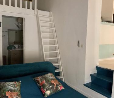 Carcassonne Apartment | Jolie Vue Cité, aux pieds des remparts