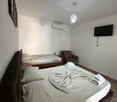 Himare Apartment | Jona Rooms