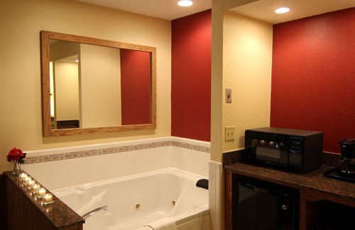 Maggie Valley Hotel | Jonathan Creek Inn and Villas