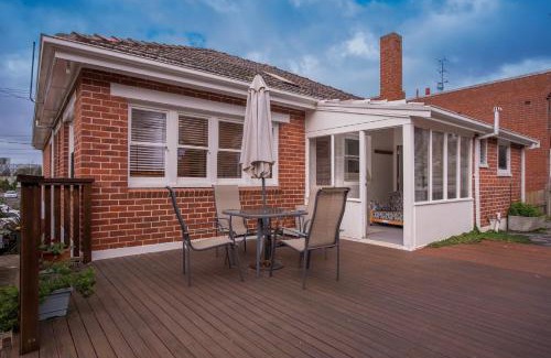 Burnie Bed & Breakfast | Jones On Wilson Boutique B&B