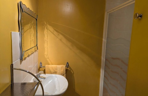 Moyenmoutier Bed & Breakfast | Jonquille Room - 3 Pers, Nature and Comfort