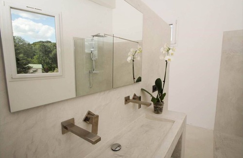 Allegre Les Fumades Other | Joseph guest room